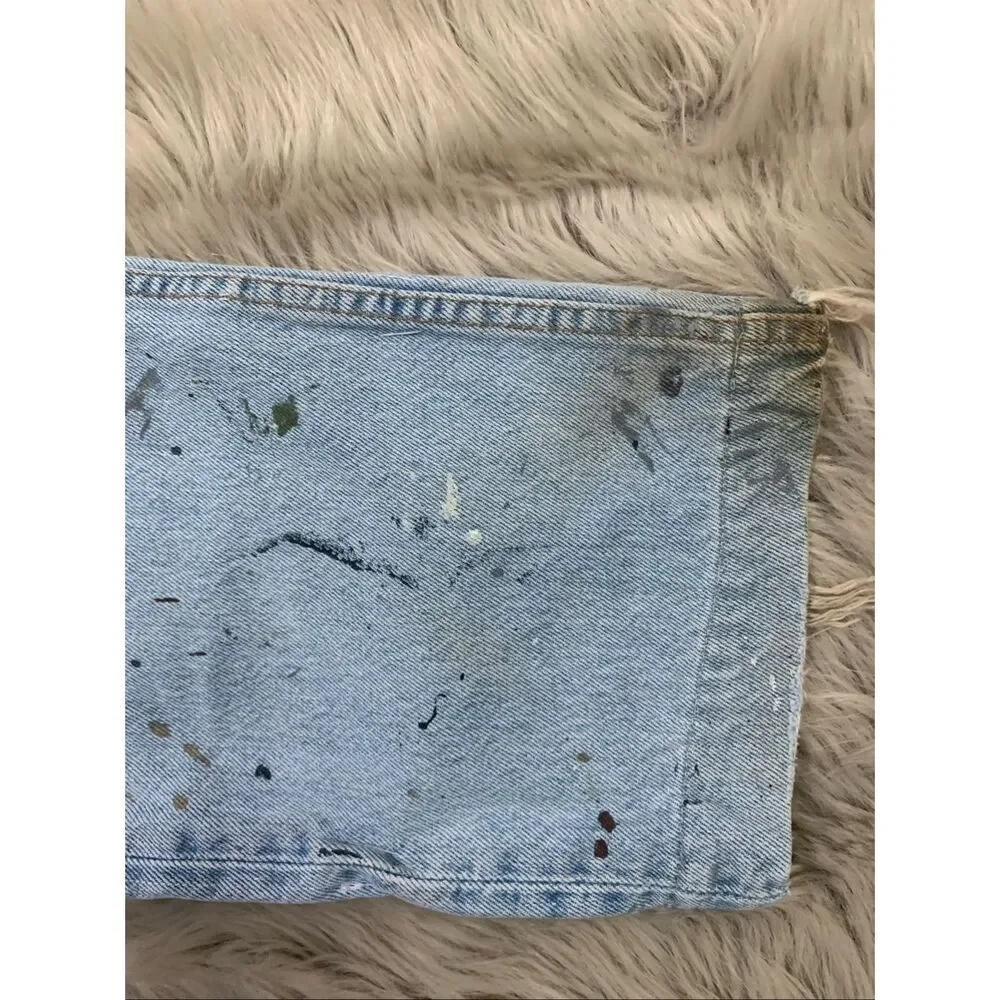 VTG Levis 501 Jeans Lightwash Blue 90s Button Fly Straight Leg Jeans